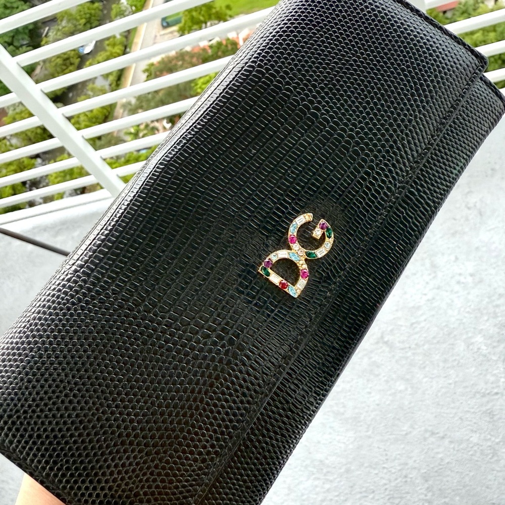 Dolce & Gabbana Iguana Print Calfskin Wallet. Crystal Color D&G detail